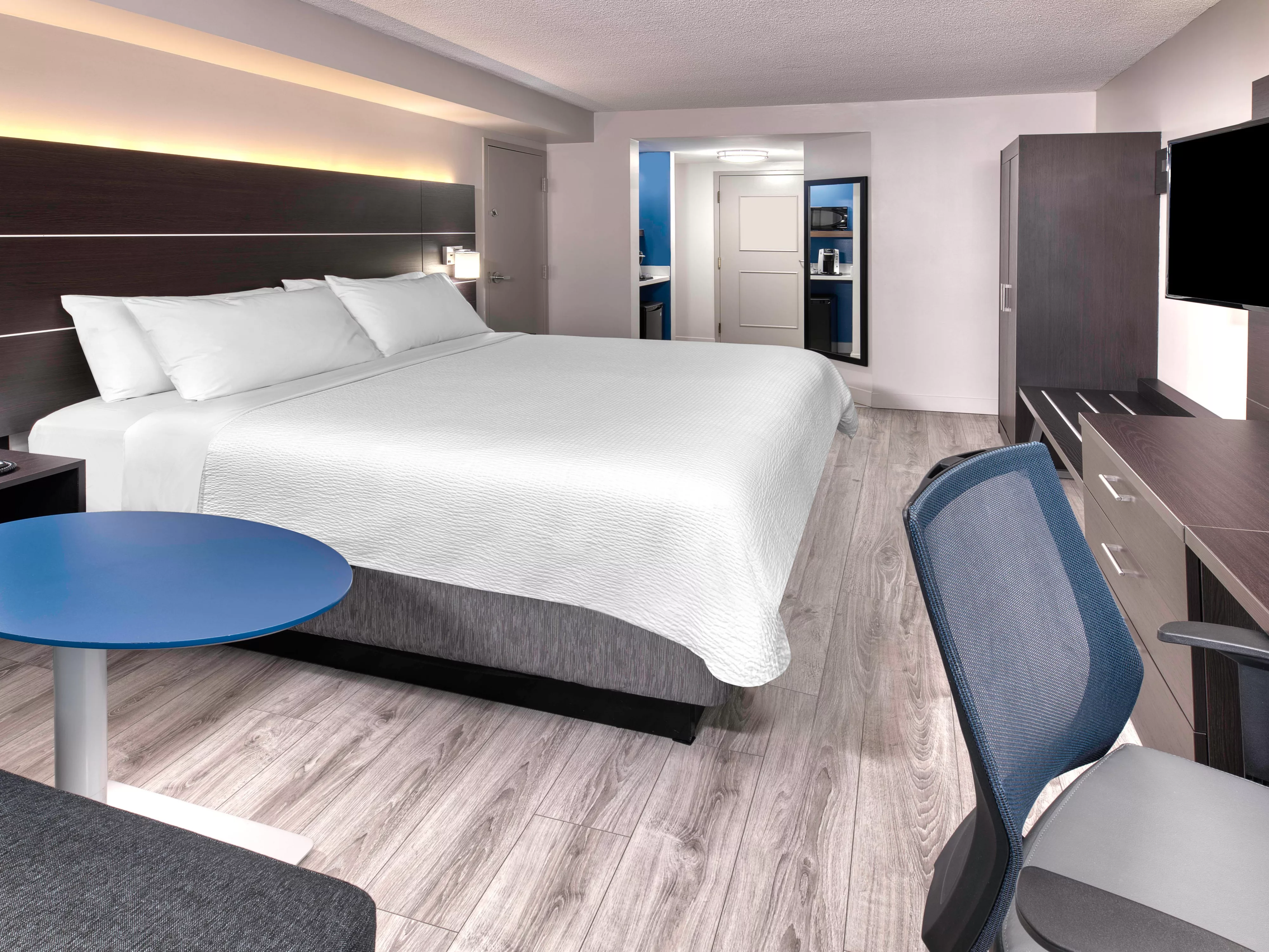 Holiday Inn Express & Suites Mississauga-Toronto Southwest by IHG in Mississauga