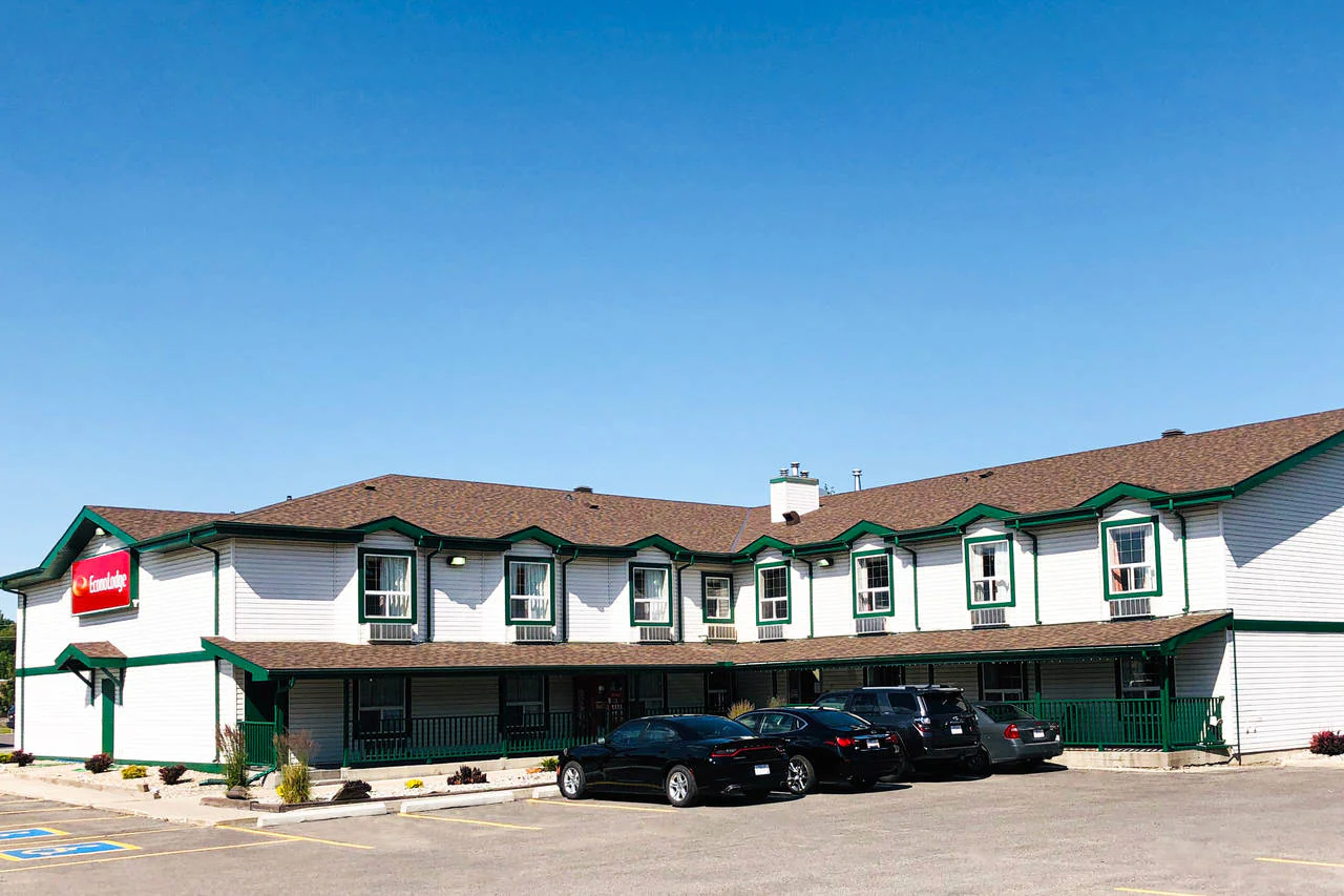 Econo Lodge in Okotoks