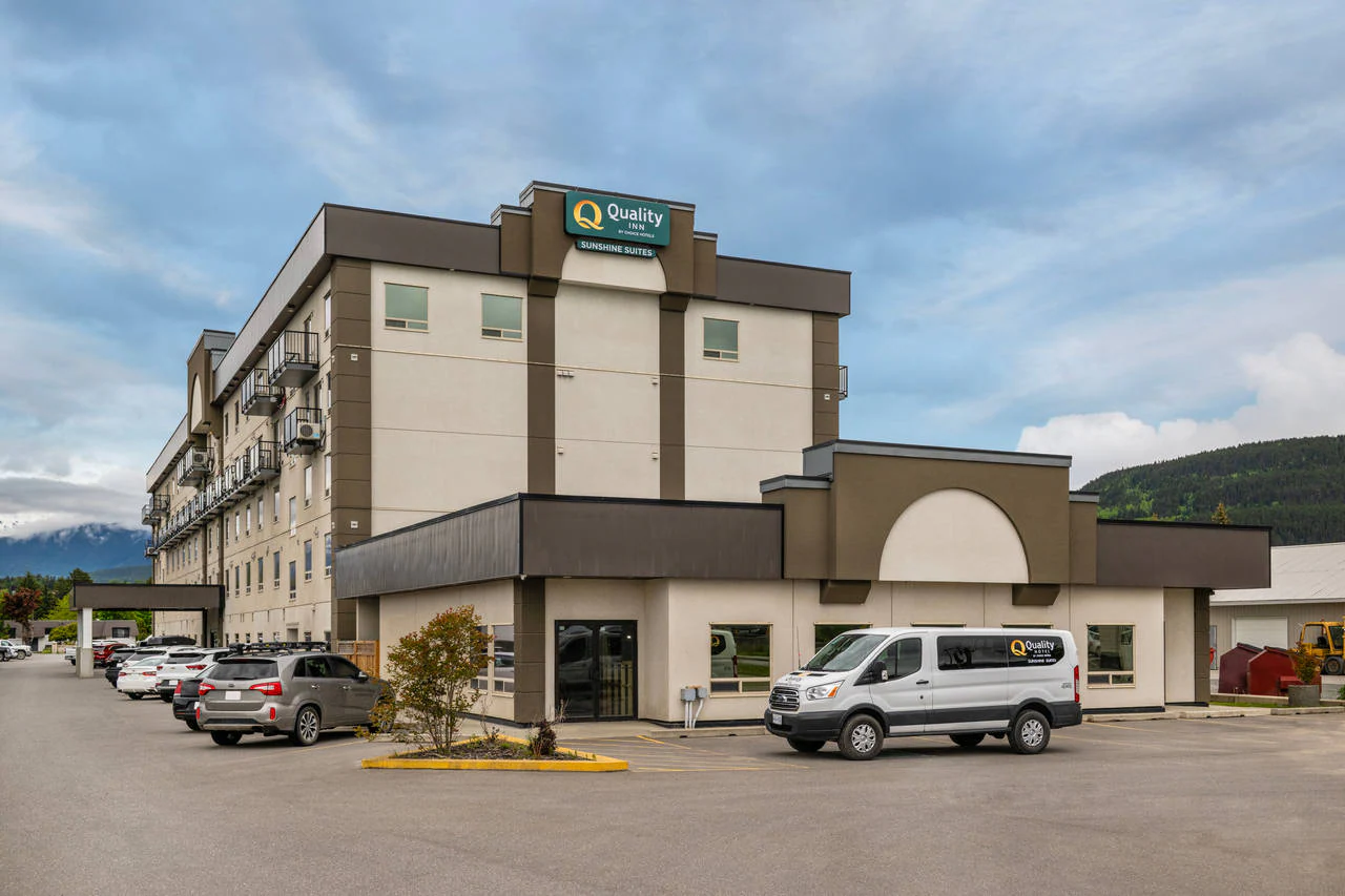 Quality Inn Sunshine Suites in Terrace