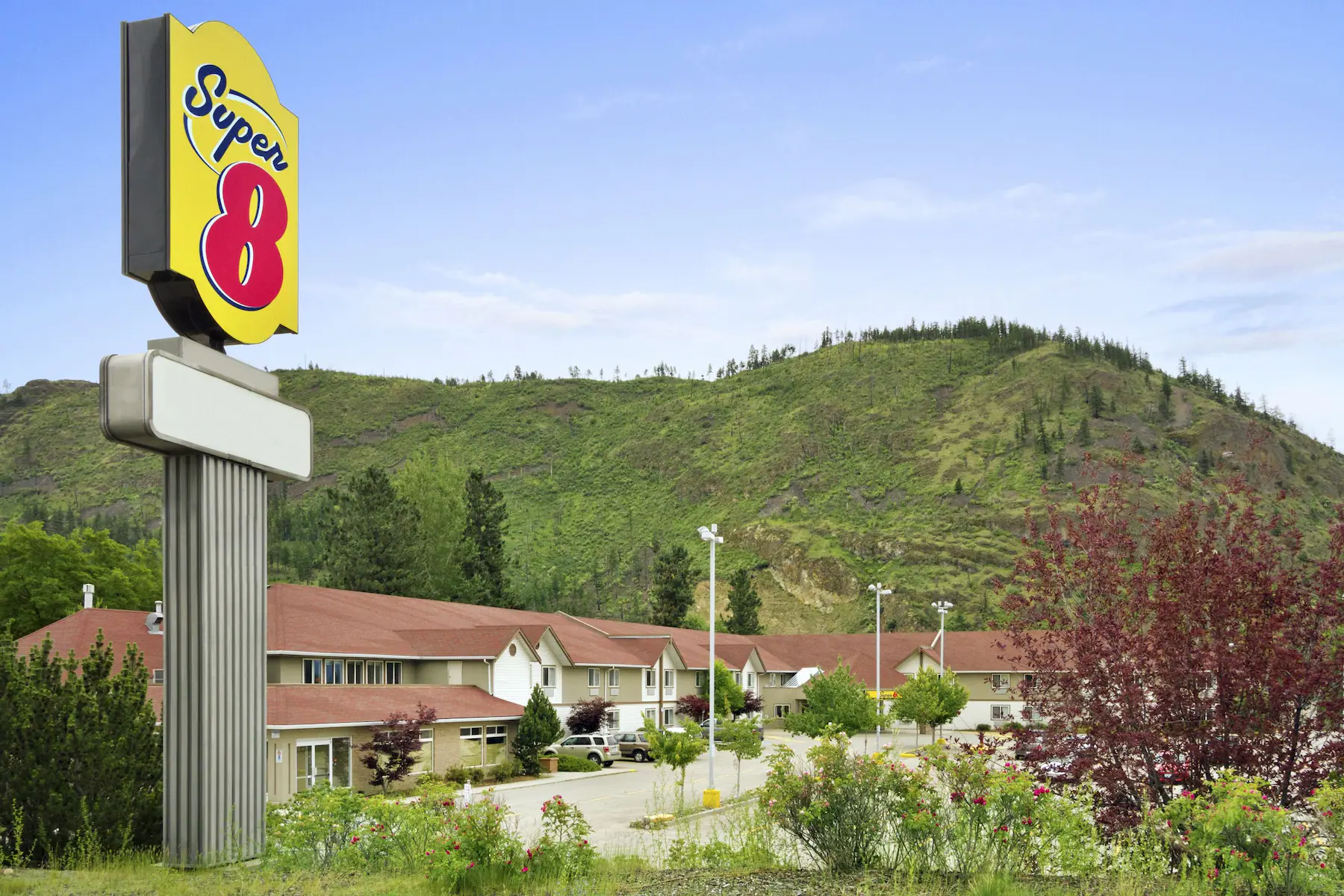 Super 8 by Wyndham West Kelowna BC in West Kelowna